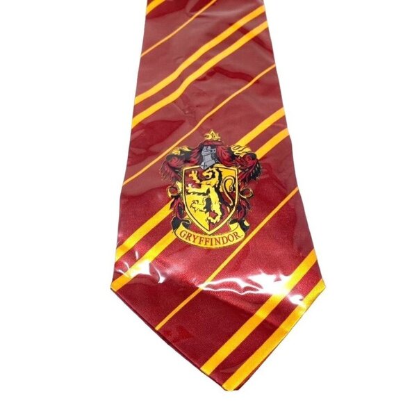 Disguise Adult Harry Potter Gryffindor Halloween Costume Tie - Picture 5 of 8